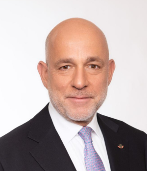 Dr. Martin Engelberg