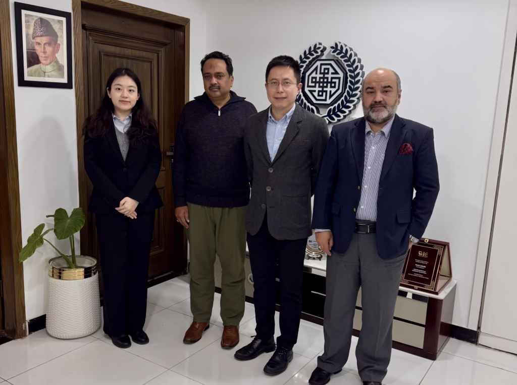 Chinese Political Counsellor Wang S. J. Engages with SACH Leadership